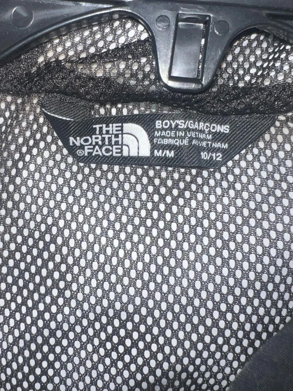 North Face M boys black windbreaker - Picture 3 of 3